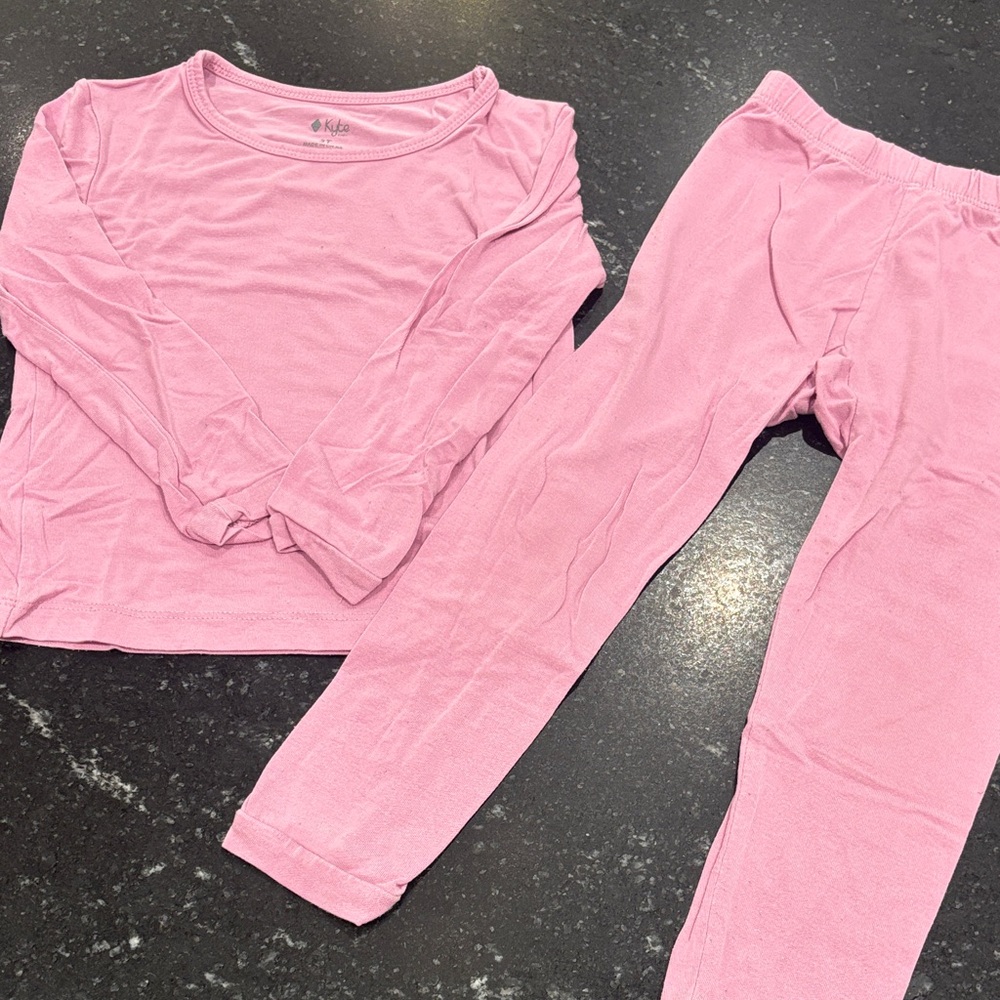 Kyte BABY Girls 3T Pajamas Set